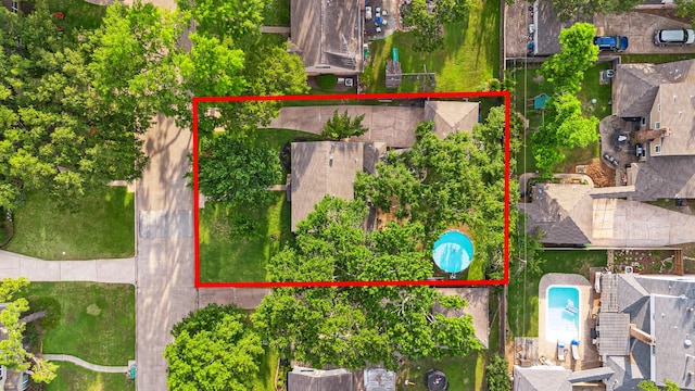 10014 Moorberry Ln, Houston, TX 77080 - drone / aerial view of a pool area
