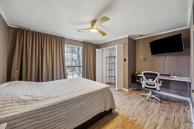24615 Mount Auburn Dr, Katy, TX 77494 - bedroom featuring ornamental molding, light wood-style floors, baseboards, a desk, and ceiling fan