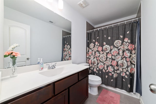 6815 Bardsdale Ct, Rosharon, TX 77583 - full bath featuring vanity, toilet, and tile patterned floors