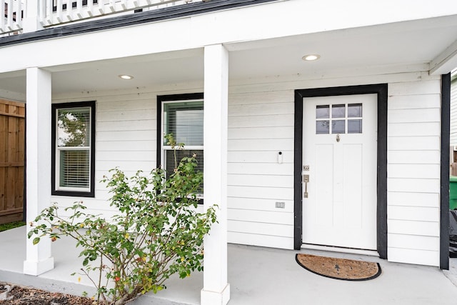 9026 Mcgallion Rd, Houston, TX 77022 - entrance to property with covered porch