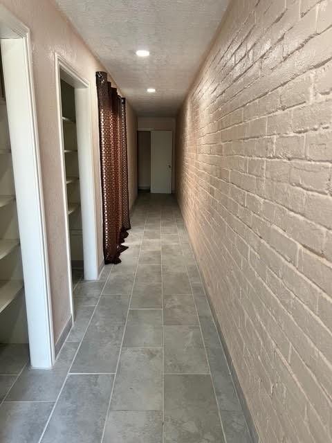 7847 Creekbend Dr, Houston, TX 77071 - view of corridor