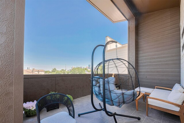 2909 Nagle St, Houston, TX 77004 - view of patio / terrace with a balcony