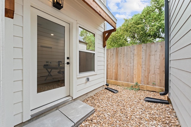 1428 Miller St, Houston, TX 77003 - view of exterior entry featuring fence