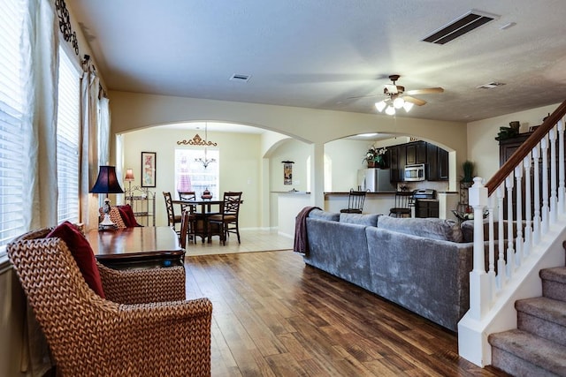 13003 Iris Garden Ln, Houston, TX 77044 - photo 3