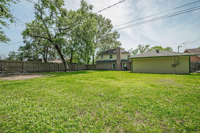 5118 Forest Trl, Baytown, TX 77521 - view of yard