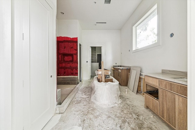 1322 Candlelight Ln, Houston, TX 77018 - full bathroom featuring vanity