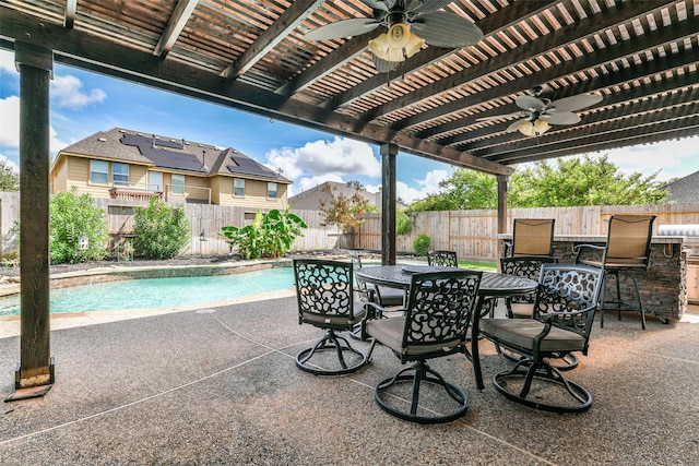 1753 Cranston Grove Dr, Dickinson, TX 77539 - view of patio / terrace featuring a ceiling fan, a fenced backyard, and outdoor dining area