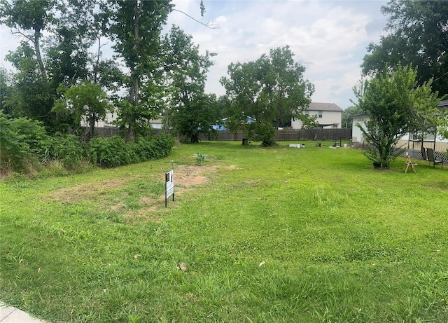 000 Waller St, Waller, TX 77484