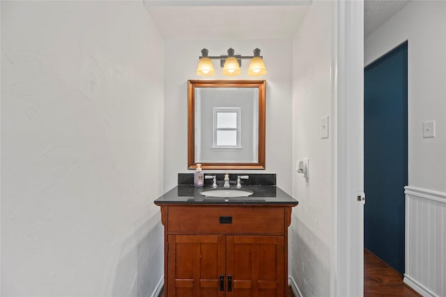 8223 Bairnsdale Ln, Houston, TX 77070 - bathroom featuring vanity