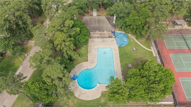 8223 Bairnsdale Ln, Houston, TX 77070 - bird's eye view of a pool