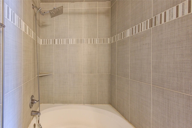 2815 Lakefield Way, Sugar Land, TX 77479 - bathroom featuring washtub / shower combination