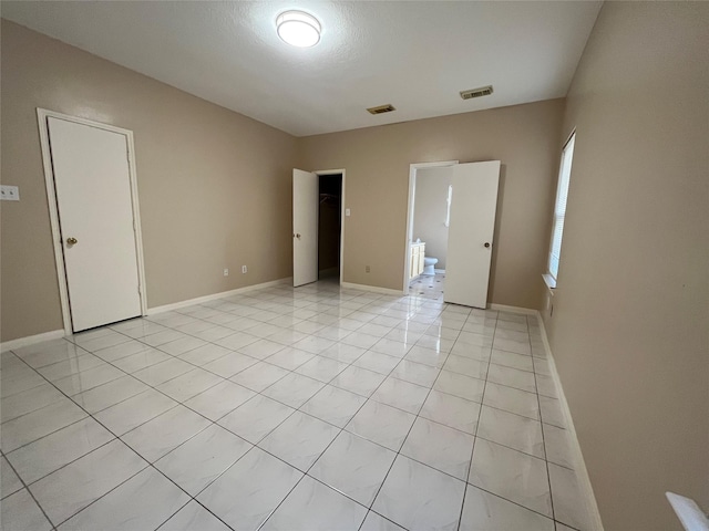 11830 Meadow Place Dr, Houston, TX 77071 - unfurnished room featuring light tile patterned flooring and baseboards