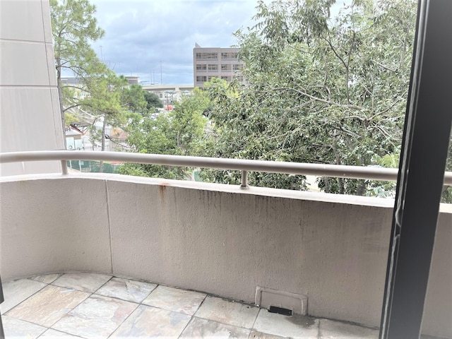 3525 Sage Rd Unit 404, Houston, TX 77056 - view of balcony