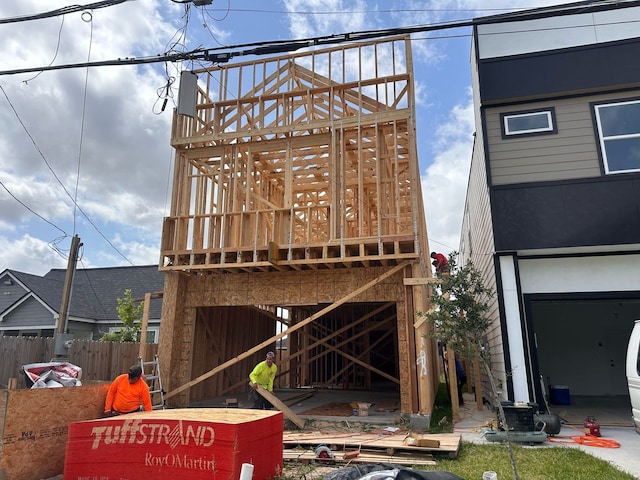 4008 Bennington St, Houston, TX 77016 - exterior space featuring fence