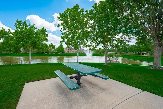21122 Lilac Meadows Ln, Richmond, TX 77407 - view of community with a water view