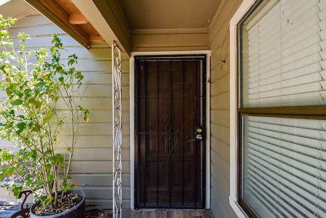 130 Ben Dr, Houston, TX 77022 - view of doorway to property