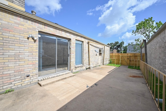 7735 Quail Meadow Dr, Houston, TX 77071 - view of patio