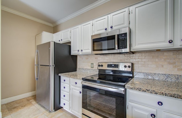 2111 Welch St Unit A110, Houston, TX 77019 - kitchen featuring stainless steel appliances, crown molding, baseboards, decorative backsplash, and white cabinets