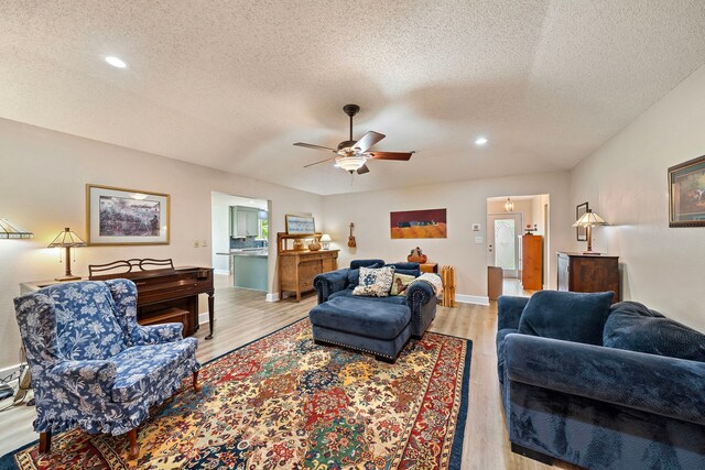 927 County Road 423, Alvin, TX 77511 - photo 10