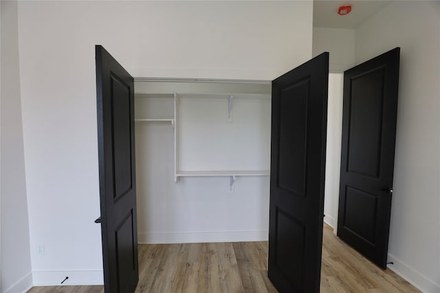 609 E 38th St, Houston, TX 77022 - view of closet