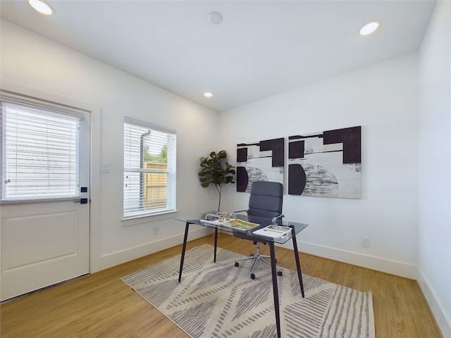 6834 Lozier St, Houston, TX 77021 - office space featuring baseboards, wood finished floors, and recessed lighting