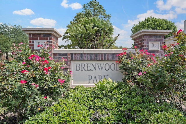 18438 Brenwood Manor Dr, Katy, TX 77449 - view of community sign