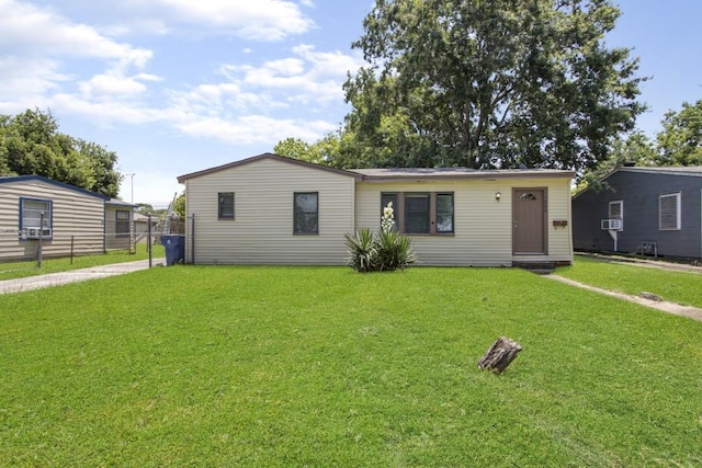 1202 13th St N, Texas City, TX 77590 - view of front of house
