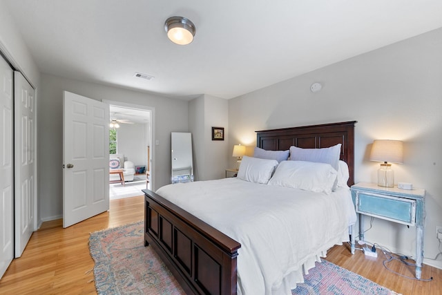 4510 Hazelton St, Houston, TX 77035 - bedroom featuring light wood finished floors, a closet, and baseboards