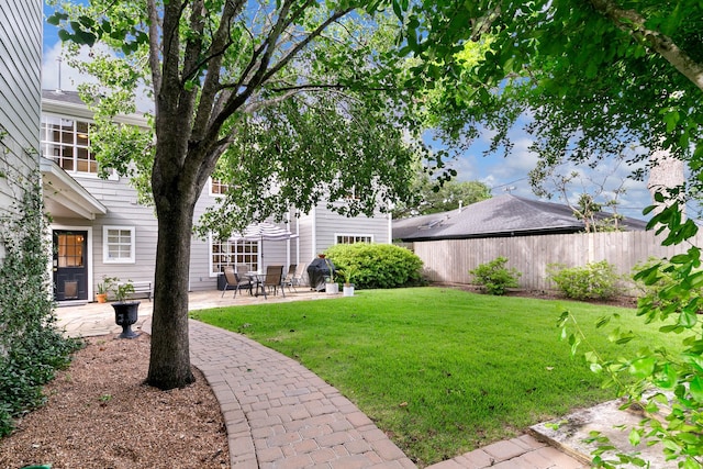 4510 Hazelton St, Houston, TX 77035 - view of yard featuring a patio