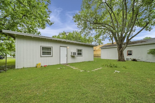 207 W Saunders St, League City, TX 77573 - view of grassy yard