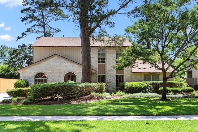 1022 Oak Leaf St, La Porte, TX 77571 - view of front of house with brick siding