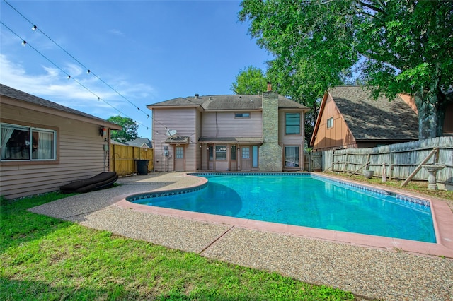 15623 Ensenada Dr, Houston, TX 77083 - view of swimming pool featuring a fenced backyard