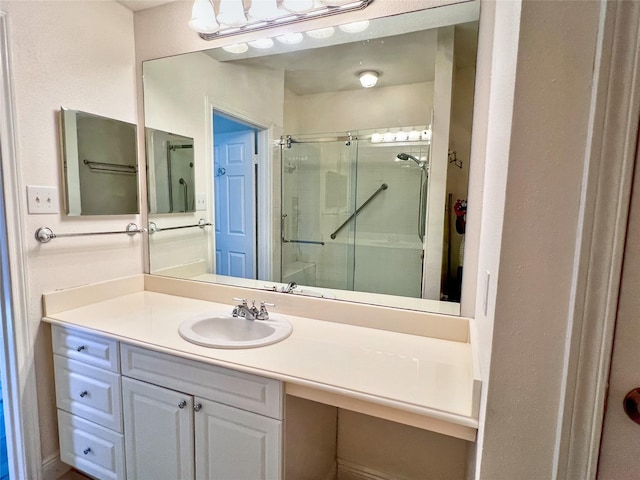 3130 Walnut Bend Ln Unit 409, Houston, TX 77042 - full bath with a stall shower and vanity
