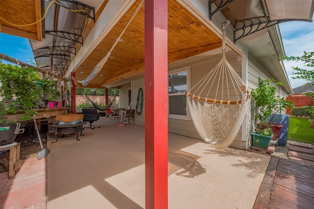 2902 Back Bay Brook Trl, Houston, TX 77045 - view of patio featuring fence