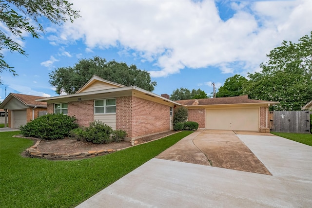 308 Virginia Ln, Friendswood, TX 77546 - photo 3