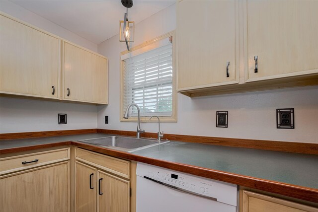 308 Virginia Ln, Friendswood, TX 77546 - photo 11