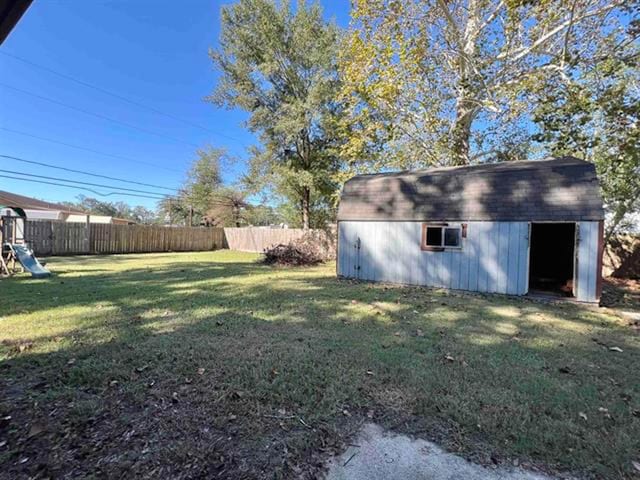 1005 Lamar St, Vidor, TX 77662 - view of yard