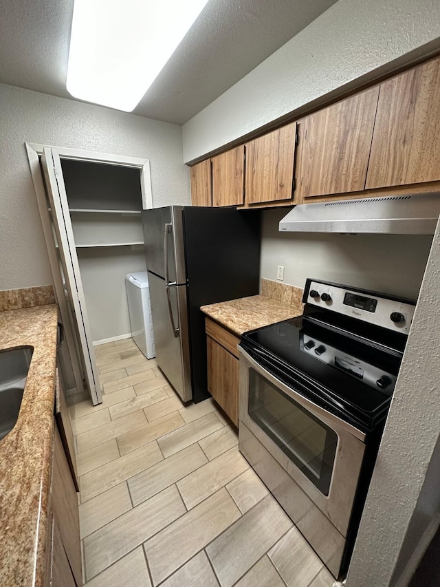 766 Memorial Mews St, Houston, TX 77079 - photo 36