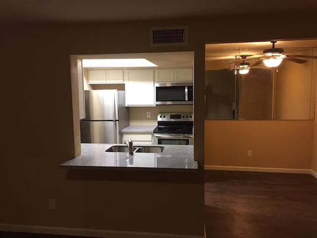 766 Memorial Mews St, Houston, TX 77079 - photo 26