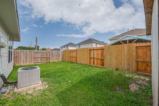 2706 Star Peak Dr, Houston, TX 77088 - view of yard with cooling unit
