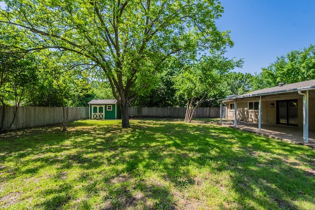 16466 Mandate Dr, Houston, TX 77049 - view of yard featuring a patio area