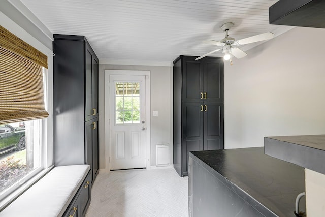 3708 Watson St, Houston, TX 77009 - entryway featuring ceiling fan