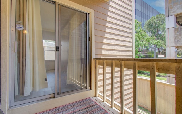 716 Bering Dr Unit 30, Houston, TX 77057 - view of deck
