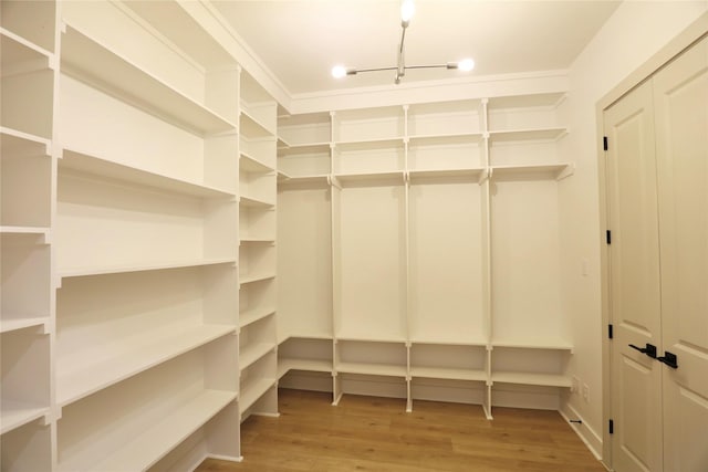 510 E 37th St, Houston, TX 77022 - spacious closet with light wood-type flooring