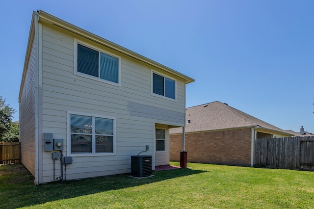 13035 Echo Landing Dr, Houston, TX 77070 - back of property with cooling unit