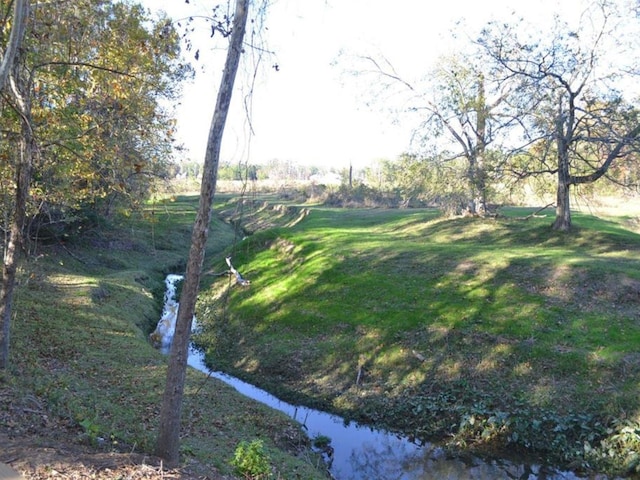 307 Squall Ct, Crosby, TX 77532 - view of grassy yard