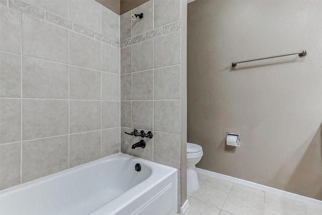 13060 Trail Hollow Dr Unit 3060, Houston, TX 77079 - bathroom featuring toilet, tile patterned floors, baseboards, and shower / tub combination