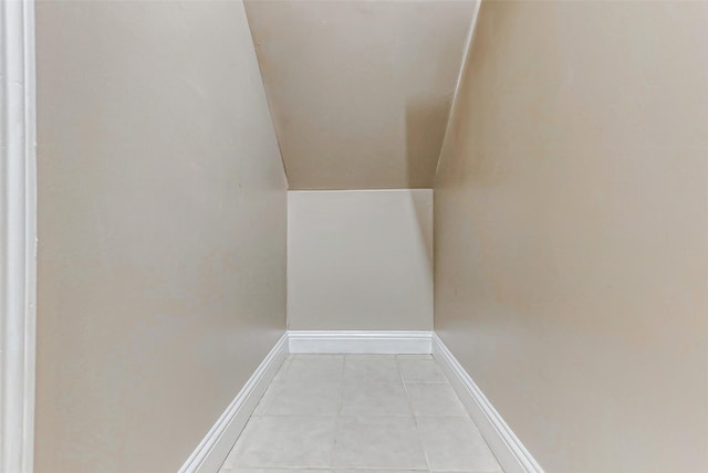 13060 Trail Hollow Dr Unit 3060, Houston, TX 77079 - detailed view of baseboards