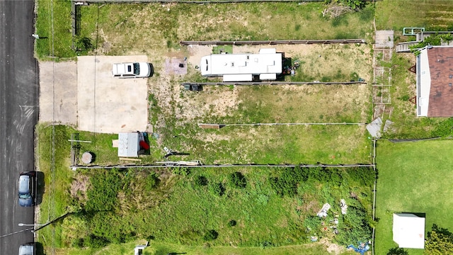 936 13th St, Dickinson, TX 77539