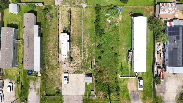 936 13th St, Dickinson, TX 77539